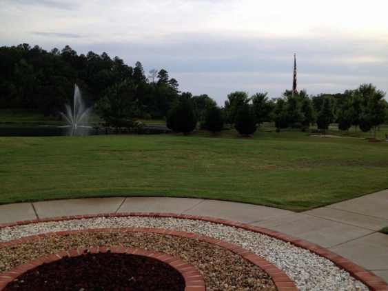 Lake, fountain and pier at the Veterans Memorial Park in Tupelo, MS. Lake, fountain and pier at the Veterans Memorial Park in Tupelo, MS.