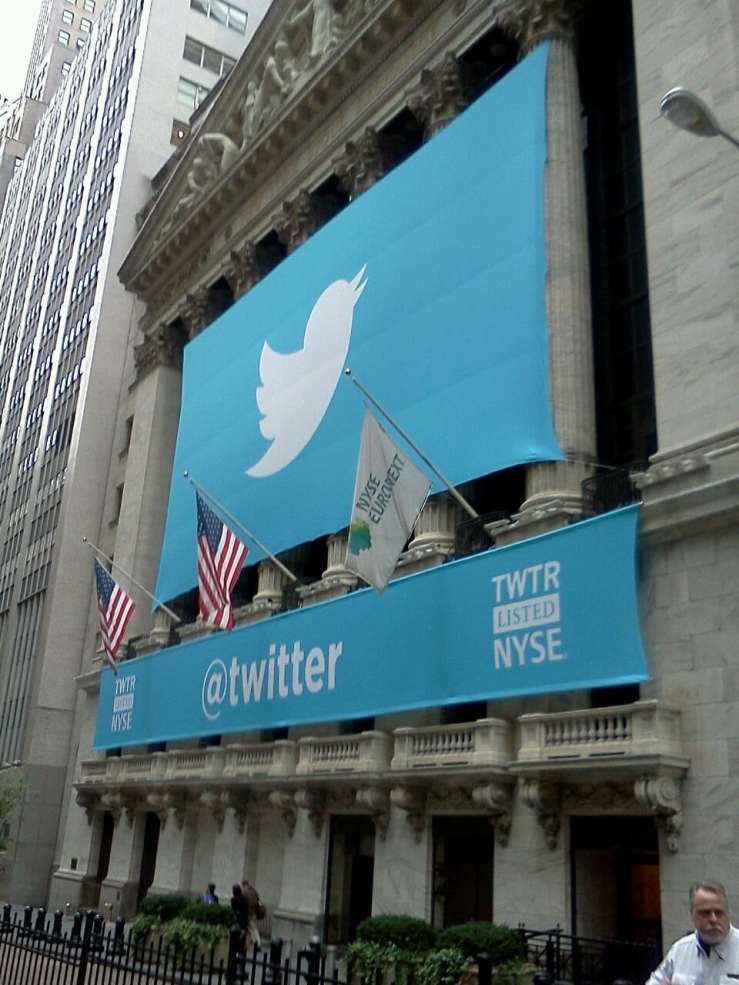 Twitter Banner on NYSE for IPO